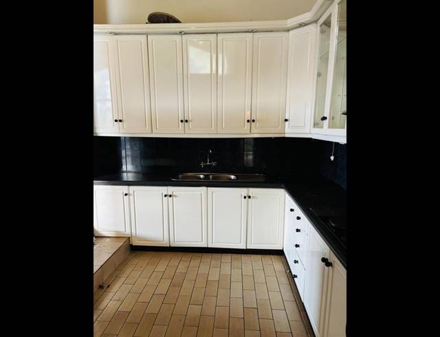 4 BEDROOM PROPERTY TO RENT IN BO KAAP